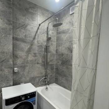 Продается 1-комнатная квартира, 38 м²