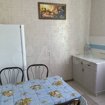 Сдается Многокомнатная квартира, 75 м²