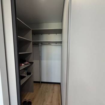 Продается 1-комнатная квартира, 44 м²