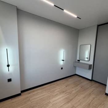 Продается 1-комнатная квартира, 44 м²