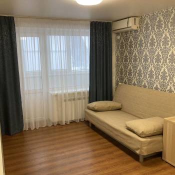 Сдается 1-комнатная квартира, 35 м²