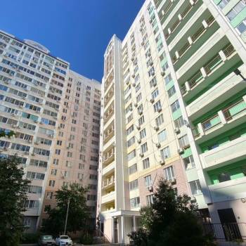 Продается 2-х комнатная квартира, 57 м²