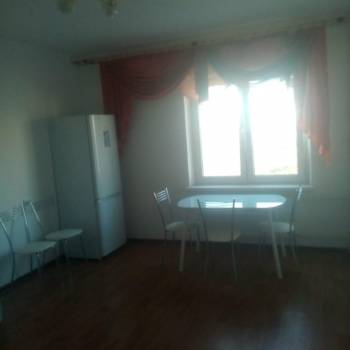 Сдается 2-х комнатная квартира, 65 м²
