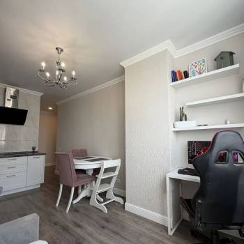 Продается 1-комнатная квартира, 47,8 м²