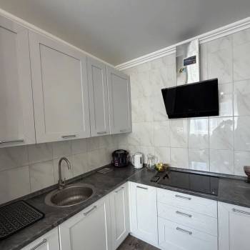 Продается 1-комнатная квартира, 47,8 м²