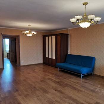 Продается 1-комнатная квартира, 67,4 м²