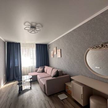 Сдается Многокомнатная квартира, 61 м²