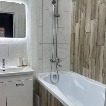 Сдается Многокомнатная квартира, 61 м²