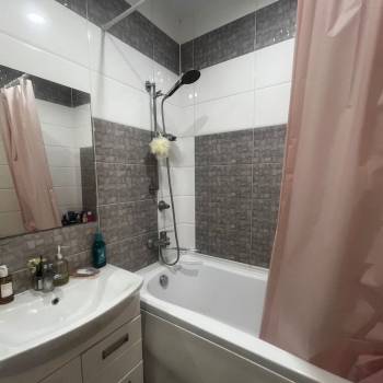 Продается 1-комнатная квартира, 35,4 м²