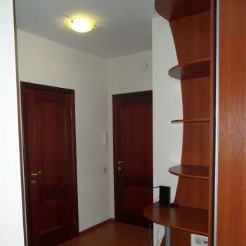 Сдается 1-комнатная квартира, 44 м²