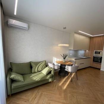 Продается 1-комнатная квартира, 44 м²