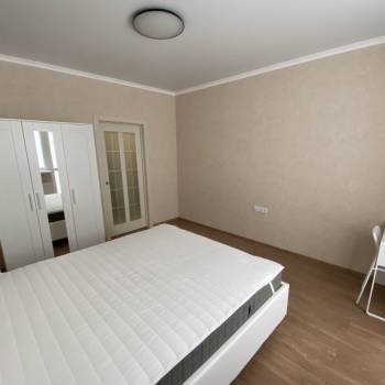 Сдается 1-комнатная квартира, 43 м²