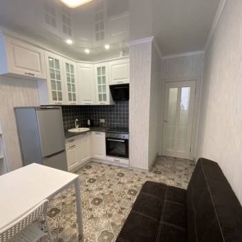 Сдается 1-комнатная квартира, 43 м²