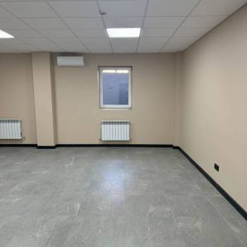 Продается Нежилое помещение, 300 м²