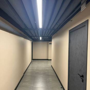 Продается Нежилое помещение, 300 м²