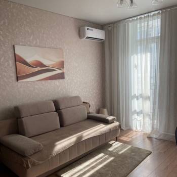 Продается 1-комнатная квартира, 39,7 м²