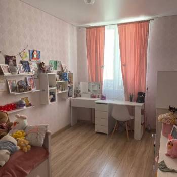 Продается 1-комнатная квартира, 39,7 м²