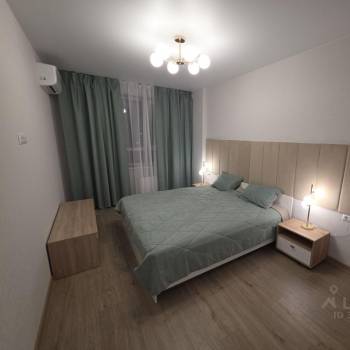 Сдается 1-комнатная квартира, 42 м²