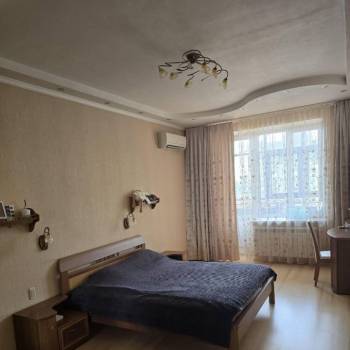 Сдается 2-х комнатная квартира, 86 м²