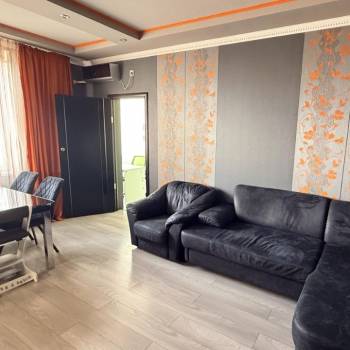 Сдается 2-х комнатная квартира, 66 м²