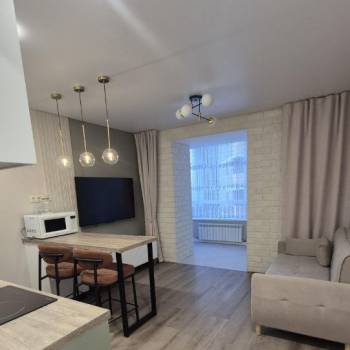 Сдается 1-комнатная квартира, 50 м²