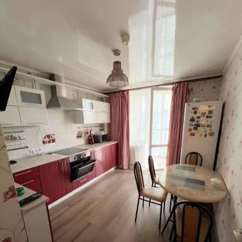 Сдается 1-комнатная квартира, 42 м²