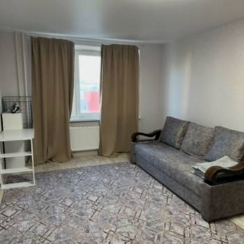 Сдается 1-комнатная квартира, 38 м²