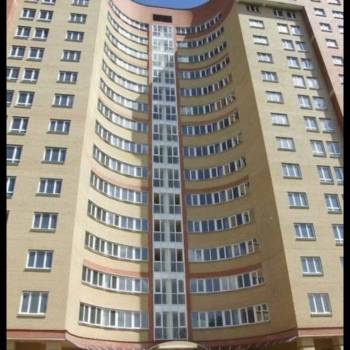 Сдается 1-комнатная квартира, 62 м²