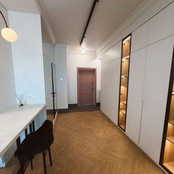 Сдается 1-комнатная квартира, 42 м²