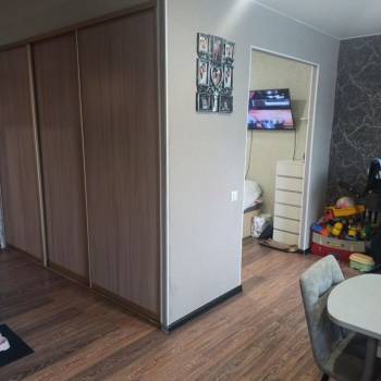 Продается 1-комнатная квартира, 27,4 м²