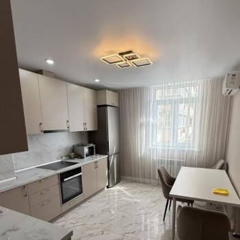 Сдается 2-х комнатная квартира, 67,7 м²