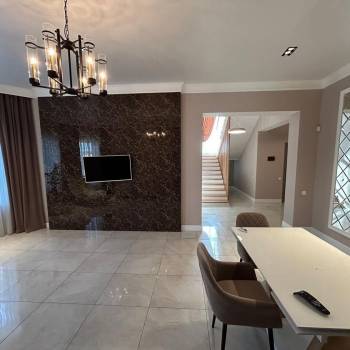 Продается Дом, 200 м²
