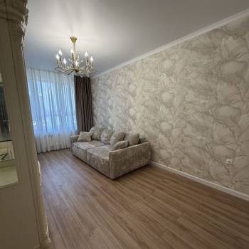 Сдается 2-х комнатная квартира, 65 м²