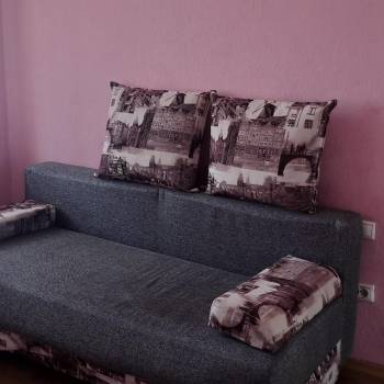 Сдается 1-комнатная квартира, 215 м²