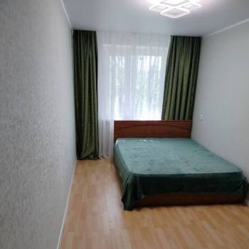 Сдается Многокомнатная квартира, 60 м²