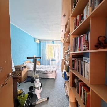 Продается 3-х комнатная квартира, 65 м²