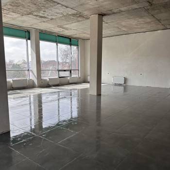 Сдается Нежилое помещение, 230 м²