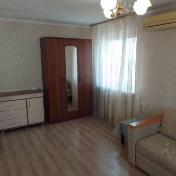 Сдается 1-комнатная квартира, 32 м²