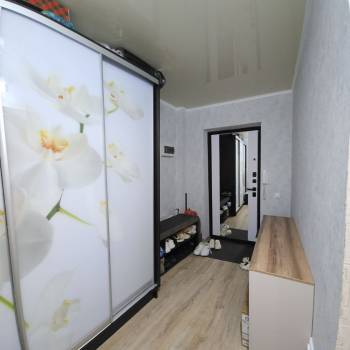 Продается 2-х комнатная квартира, 56 м²