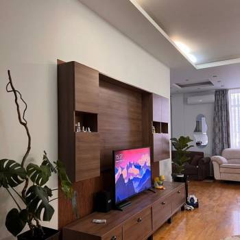 Сдается 2-х комнатная квартира, 108,5 м²
