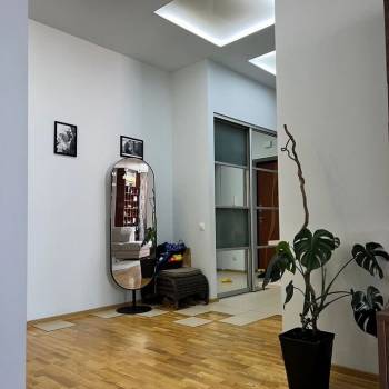 Сдается 2-х комнатная квартира, 108,5 м²