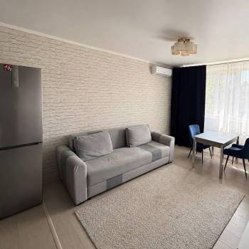 Сдается 2-х комнатная квартира, 55 м²