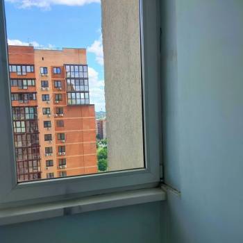 Продается 1-комнатная квартира, 42 м²