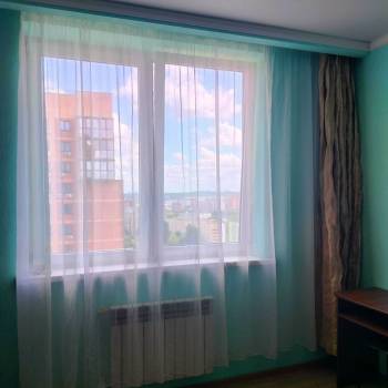 Продается 1-комнатная квартира, 42 м²