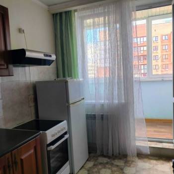 Продается 1-комнатная квартира, 42 м²