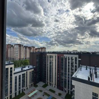 Продается 1-комнатная квартира, 40,6 м²