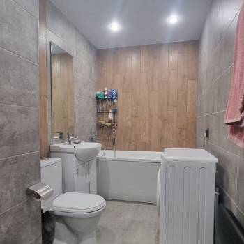 Продается 1-комнатная квартира, 43 м²