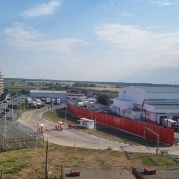 Продается 1-комнатная квартира, 43 м²