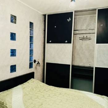 Сдается Многокомнатная квартира, 56 м²