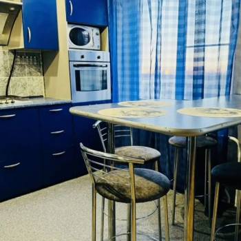 Сдается Многокомнатная квартира, 56 м²